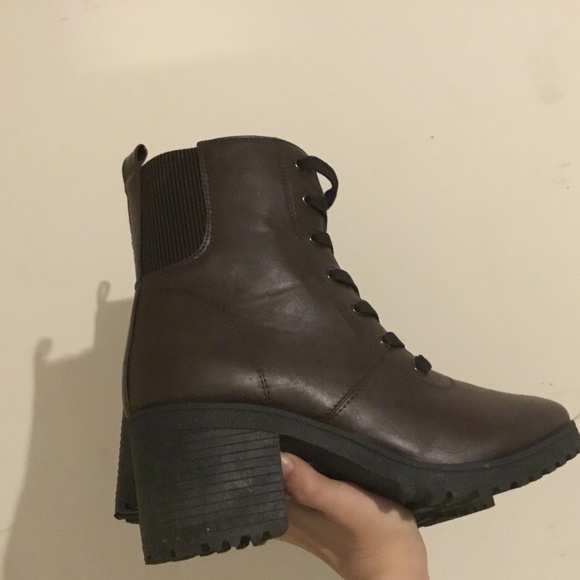 Boots - Picture 1 of 2